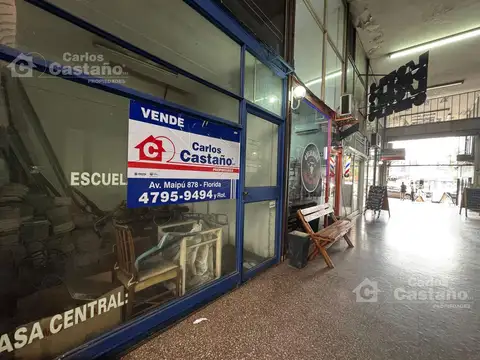 Sobre Av. Maipú, Local en Galería
