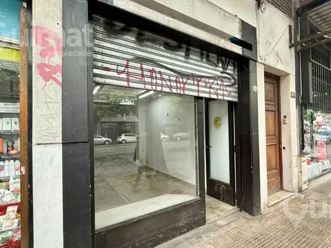 Local en Alquiler 80 años