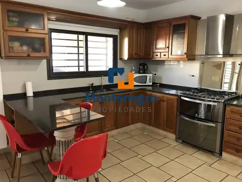 Casa en Venta en Villa Ballester, USD 230.000