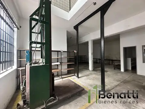 Galpon en Alquiler en Ramos Mejia, $ 1.300.000