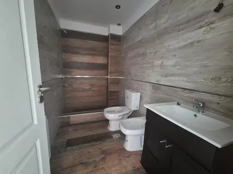 Casa 3 ambientes con 2 baños