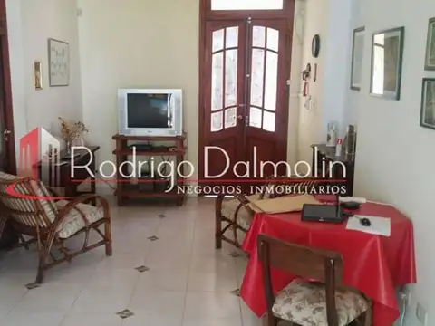 Casa 7 ambientes con 6 baños