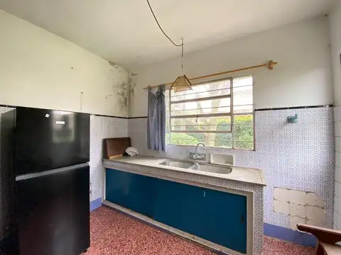 Se venden 2 casas 1 y 3 dormitorios Colón p, único
