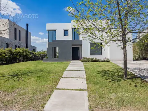 CASA EN VENTA EN BARRIO EL CANTON GOLF - MAROTO PROPIEDADES
