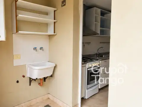 Departamento en Venta en Villa General Mitre, USD 105.000