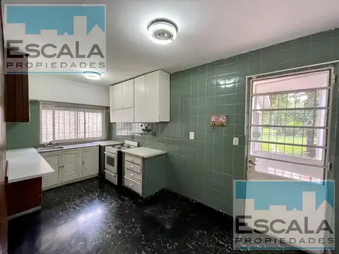 Casa en Alquiler 50 años
