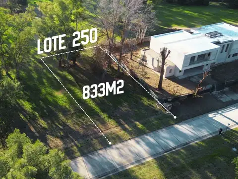 LOTE 833M2 EN VENTA SAINT THOMAS CENTRO- PERMUTA