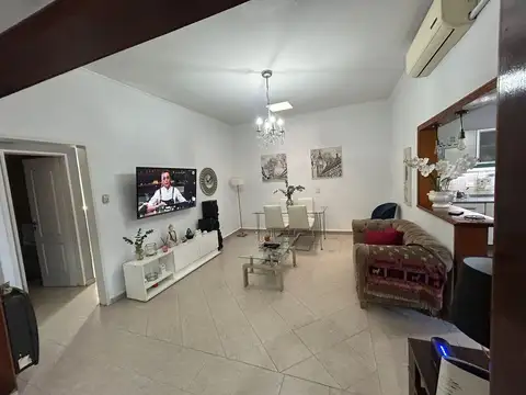 VENTA CASA 4 AMB EN MORON