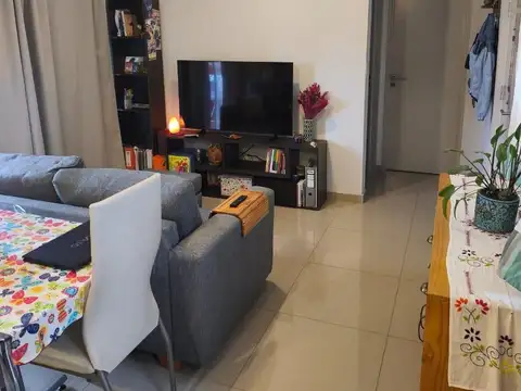 Departamento en Alquiler en Caseros, $ 630.000