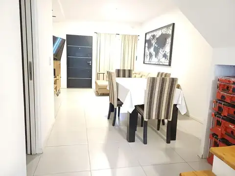 Depto Tipo Casa en Venta de 2 dormitorios