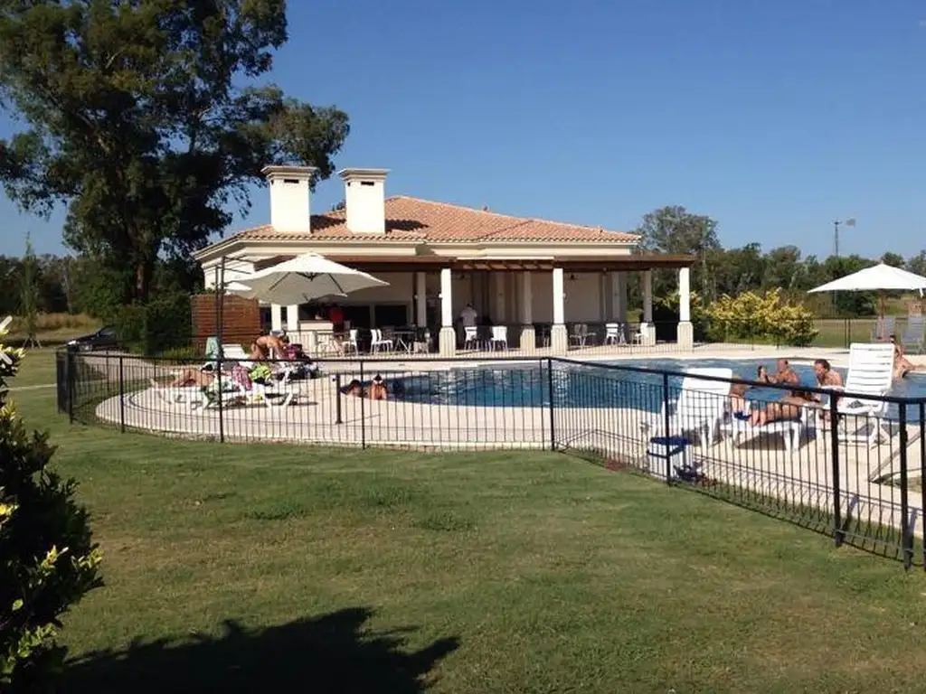 Áreas comunes sum, piscina, gimnasio, club-house en Pinares