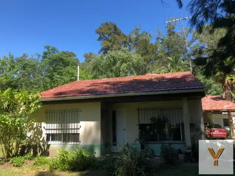 Quinta en venta - 3 Dormitorios 1 Baño - Cochera - 7.872Mts2 - Punta Indio