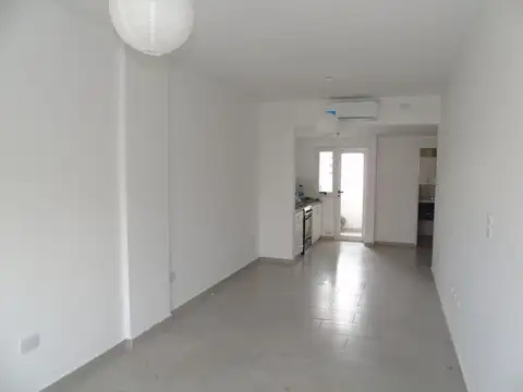 43 e/ 16 y 17 n 1077 Piso 3 Dto A