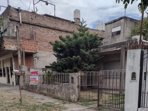 CASA EN VENTA BALLESTER
