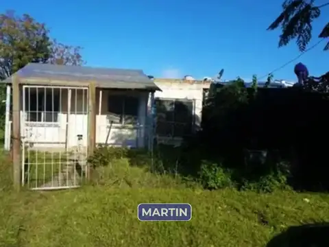 Casa en venta de 2 dormitorios c/ cochera en San Miguel