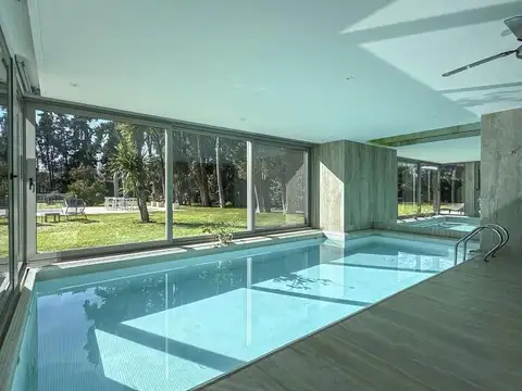 Casa en Alquiler en Countries y Barrios Cerrados en Pilar, USD 15.000