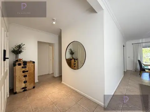 Casa 5 ambientes con 2 baños