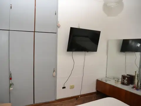 Venta casa p.2 flias.APTA CREDITO Escalada.