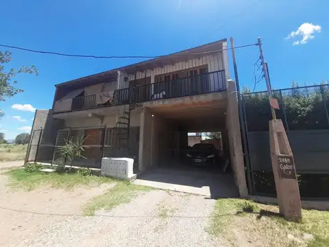 VENTA casa, deptos y galpón. San Rafael