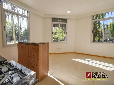 Departamento en Alquiler en Lomas de Zamora, $ 500.000