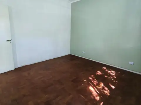 Artigas 5900, Piso 1