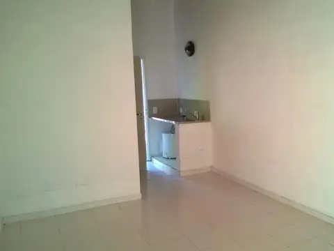 Departamento en Alquiler en Del Viso, $ 400.000