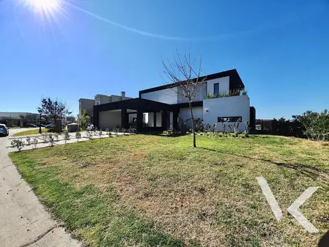 Casa en Venta al Noreste