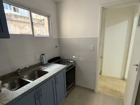 Departamento en Alquiler en Floresta, $ 650.000