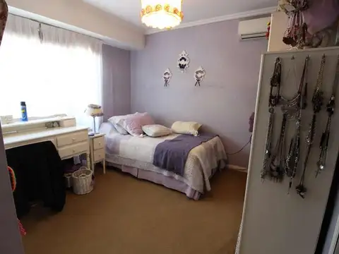 Casa de 4 ambientes en venta en Campos de Echeverría, Canning-Esteban Echeverría.