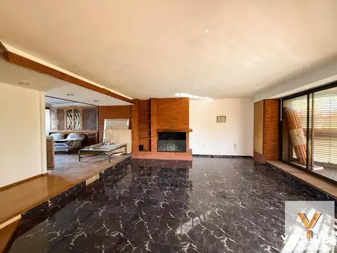 Departamento en Alquiler con 2 cocheras