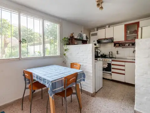 Depto Tipo Casa en Venta 40 años
