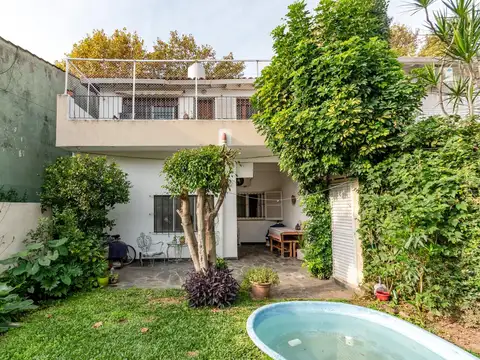 Depto Tipo Casa en Venta con 1 cocheras