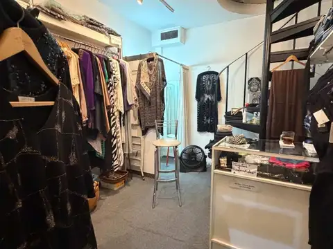 Local en Venta 30 años