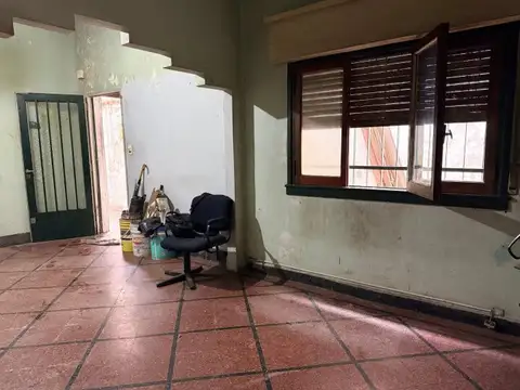 VENTA /OPORTUNIDAD-PH 4 AMB SAN ANDRES A REFACCIONAR/FLIPPING C/PATIO/DEPOSITO/JARDIN