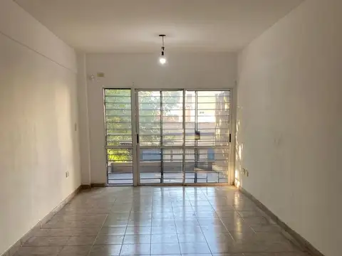 Departamento en Monte Castro