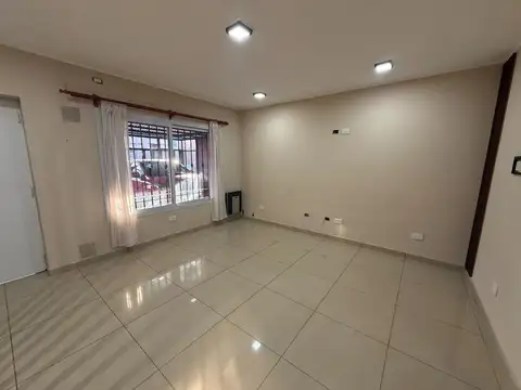 Depto Tipo Casa en Alquiler en Cordoba, $ 1.300.000