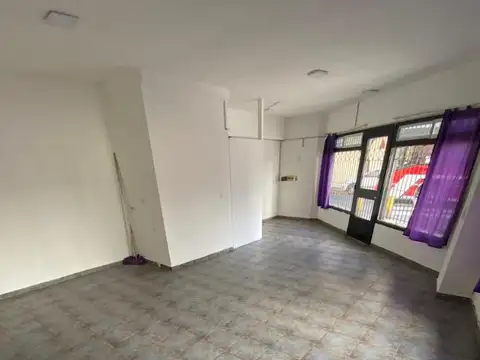 Local en Alquiler en San Cristobal, $ 600.000