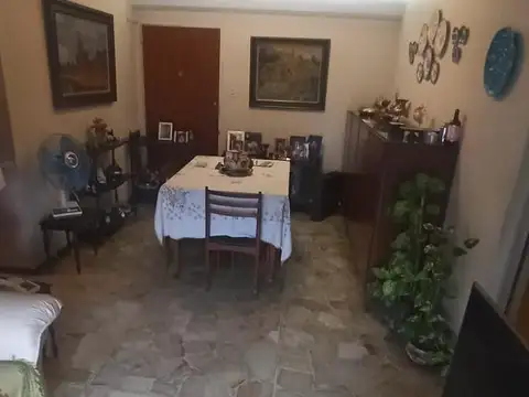 Departamento 4 ambientes con 1 baño