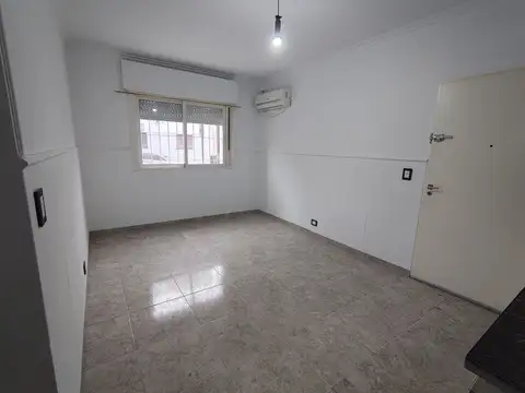 Depto Tipo Casa en Alquiler de 2 ambientes