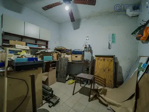 Casa en Venta con 4 cocheras