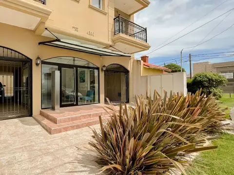 VENTA! 2 amb A ESTRENAR c/balcón - Constitución