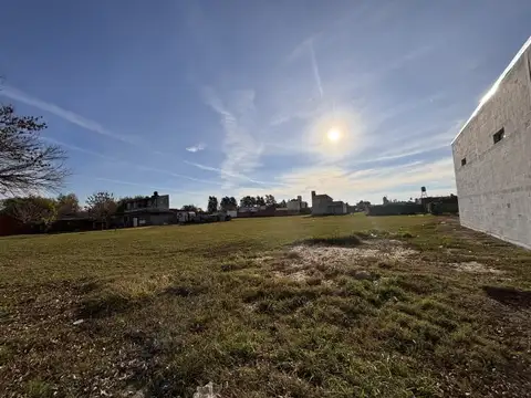 Terreno en Venta 40  mts Fondo