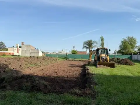 Terreno en Venta 30  mts Fondo