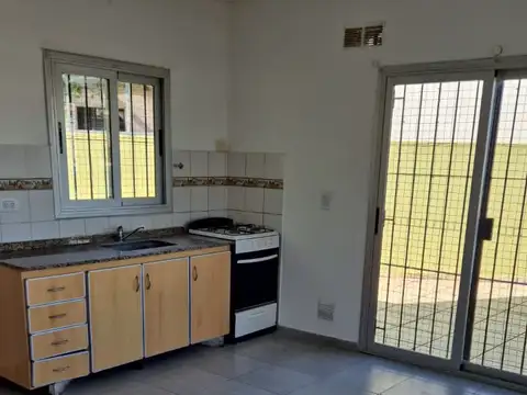 Departamento en Alquiler en San Antonio de Padua, $ 550.000