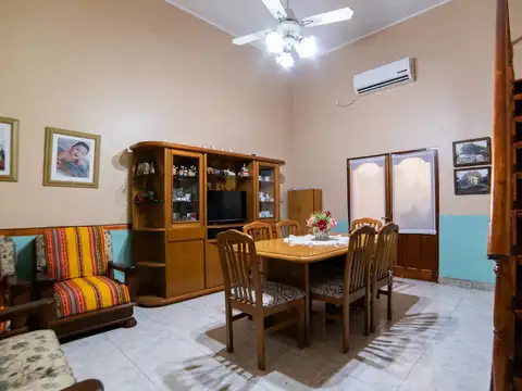 Depto Tipo Casa 3 ambientes con 1 baño