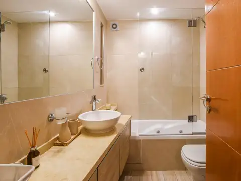 Departamento 5 ambientes con 3 baños