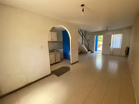 Depto Tipo Casa en Venta de 3 ambientes