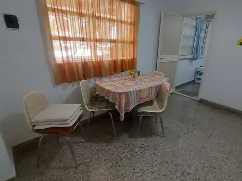 VENTA DEPTO 3 AMBIENTES CON PATIO BARRIO ALAS