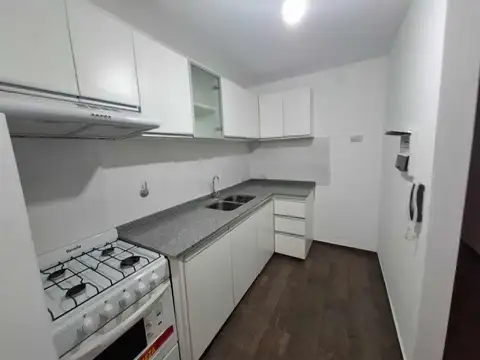 Venta Depto 2 Amb con patio - APTO CREDITO