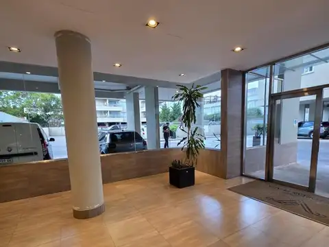 Departamento en Alquiler en Barrio Parque San Martin, $ 670.000